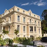 Hotel Genesis 5*