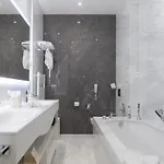 Genesis Hotel Mentona