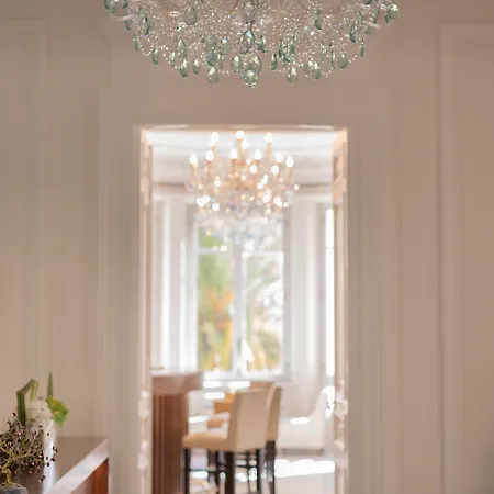 Genesis Ξενοδοχείο 5*