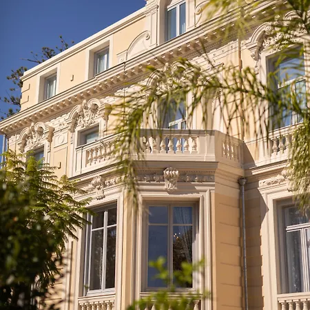 Genesis 5* Menton