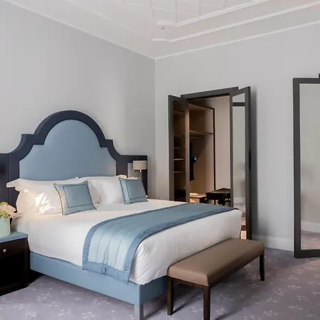 Genesis Ξενοδοχείο