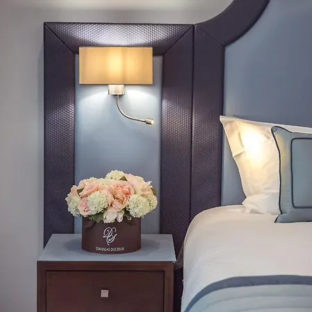 Hotell Genesis 5*