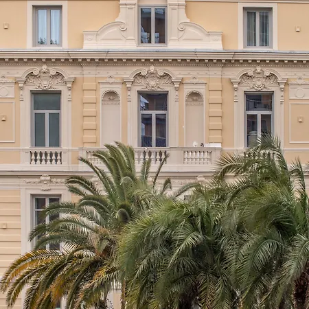 Genesis Ξενοδοχείο 5*