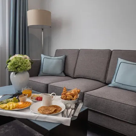 Genesis Hotell 5*